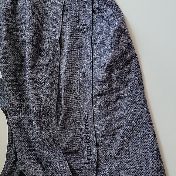 Lululemon Racerback Swiftly tech - Picture 4 of 4